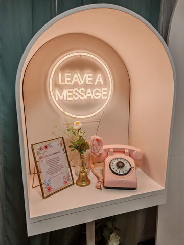 Äänivieraskirja vaaleanpunainen